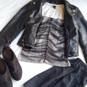 Ann Taylor Sleeveless Top